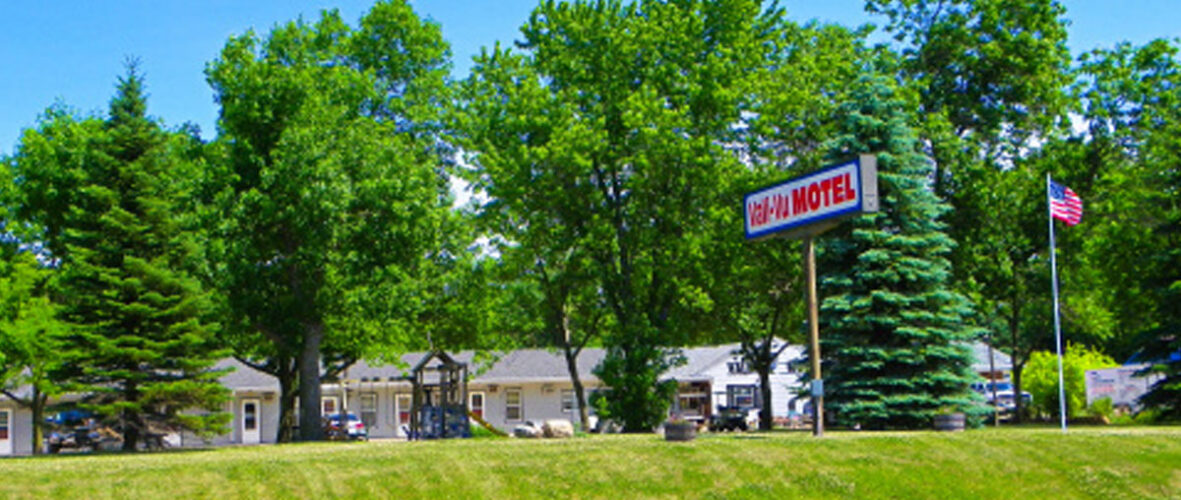 Idle Spurs Inn